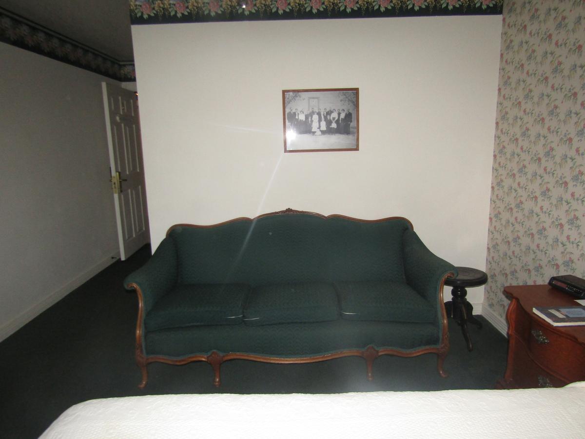 Step Back Inn Aztec Bagian luar foto