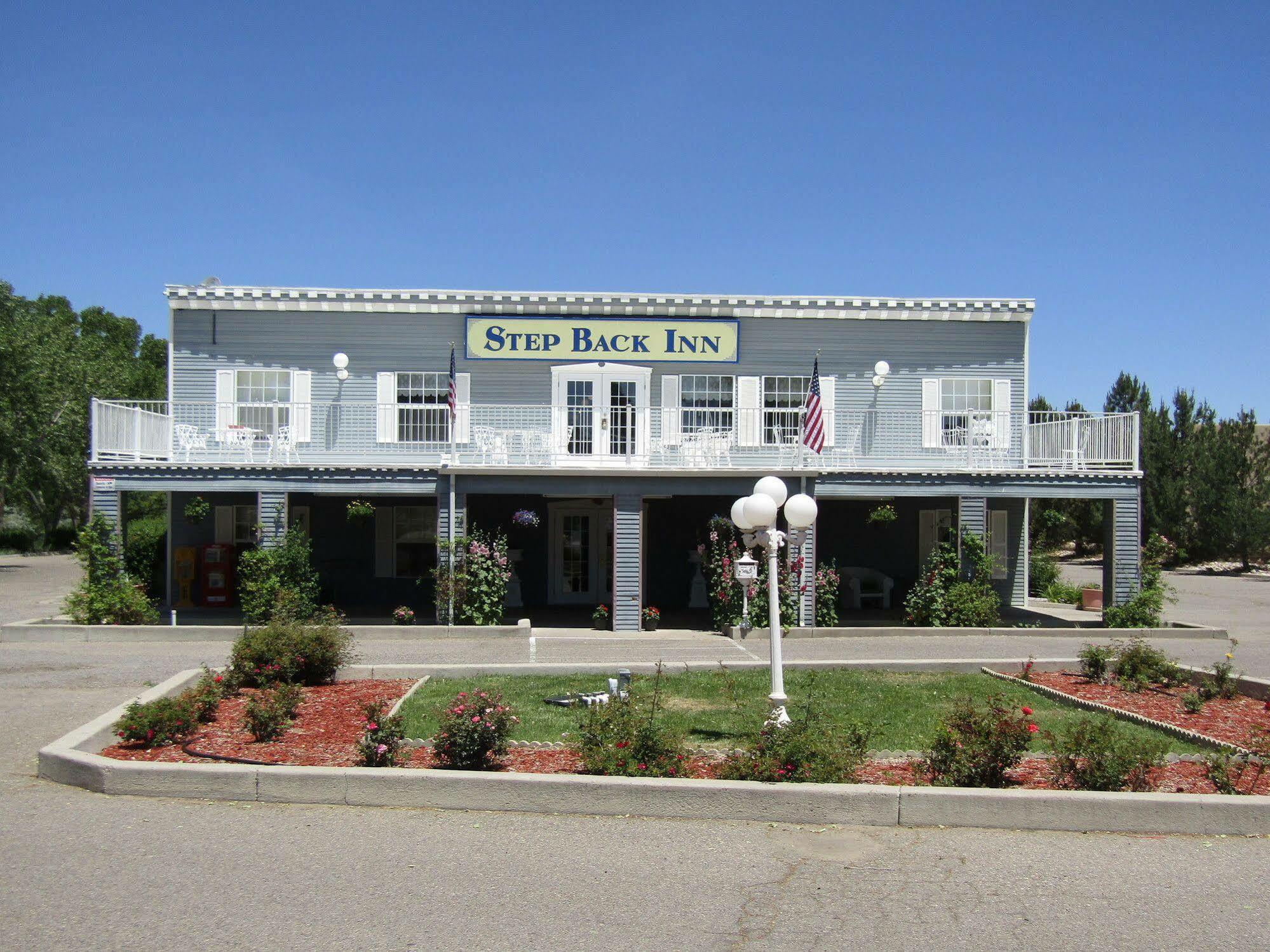 Step Back Inn Aztec Bagian luar foto